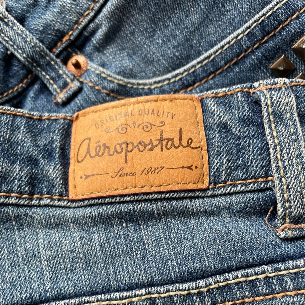 Aeropostale Distressed Denim Midi Studded Shorts - 10 - Picture 3 of 9